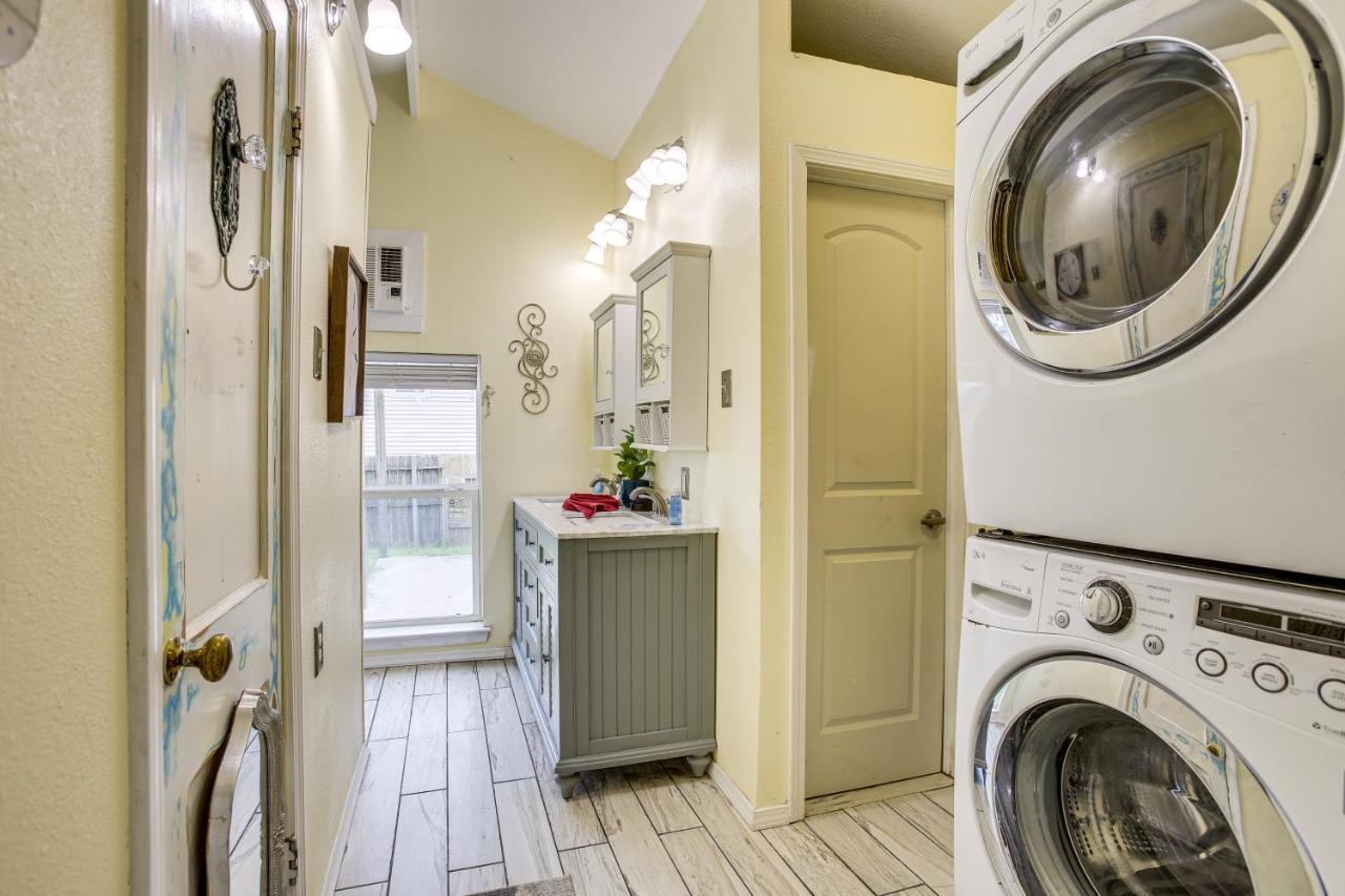 Galveston Cottage About 1 Mi To Beach Pet Friendly! Exteriér fotografie